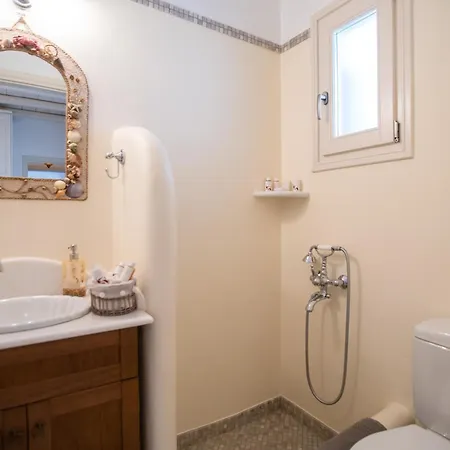 Anemoessa Cycladic House Angairiá