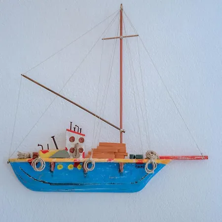 펜션 Anemoessa Cycladic House *