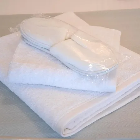 펜션 Anemoessa Cycladic House *